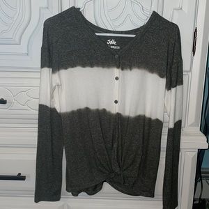 Size 14/16 girls button up sweater